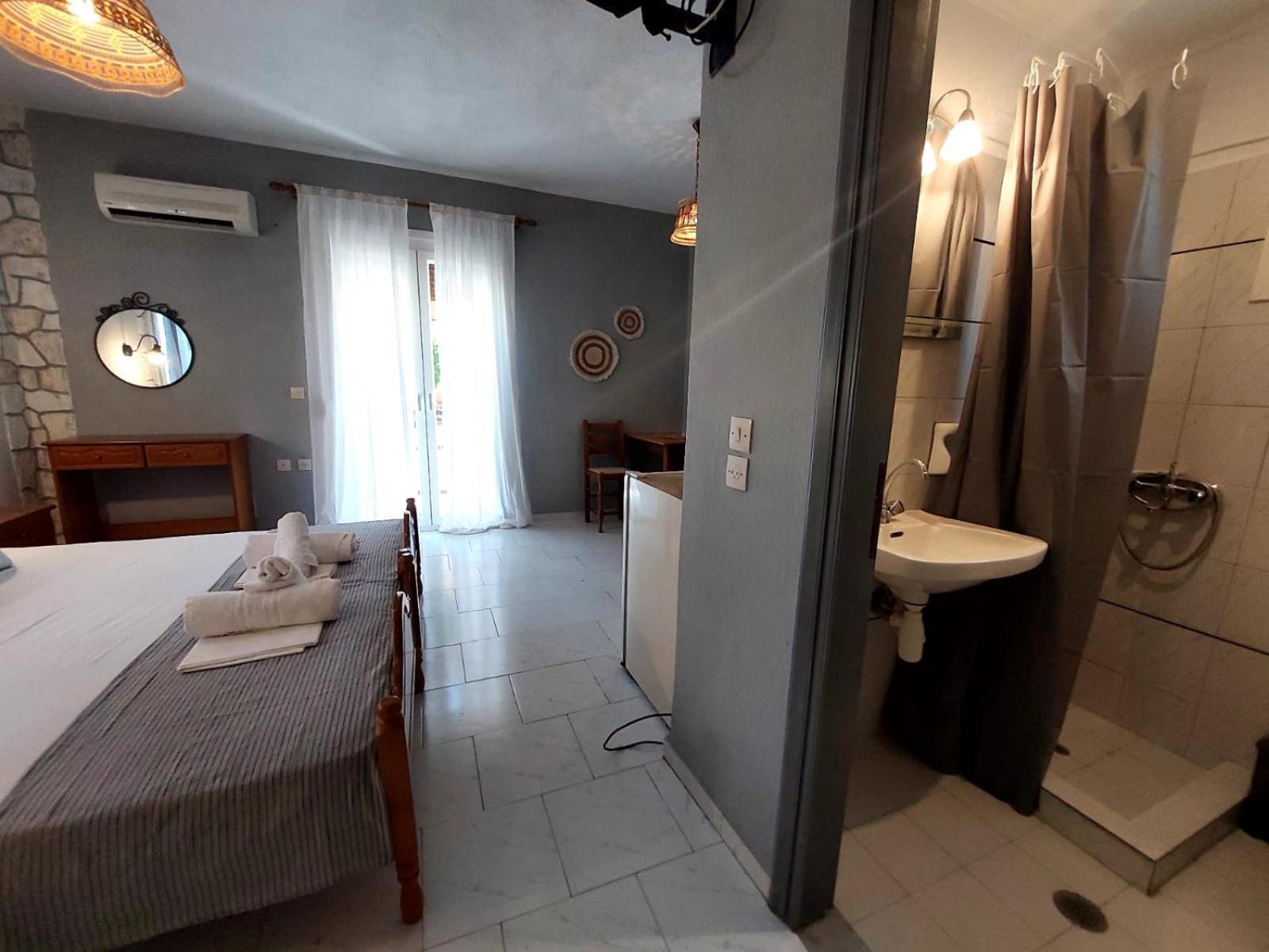 Georgia Apartments Stafylos Dış mekan fotoğraf