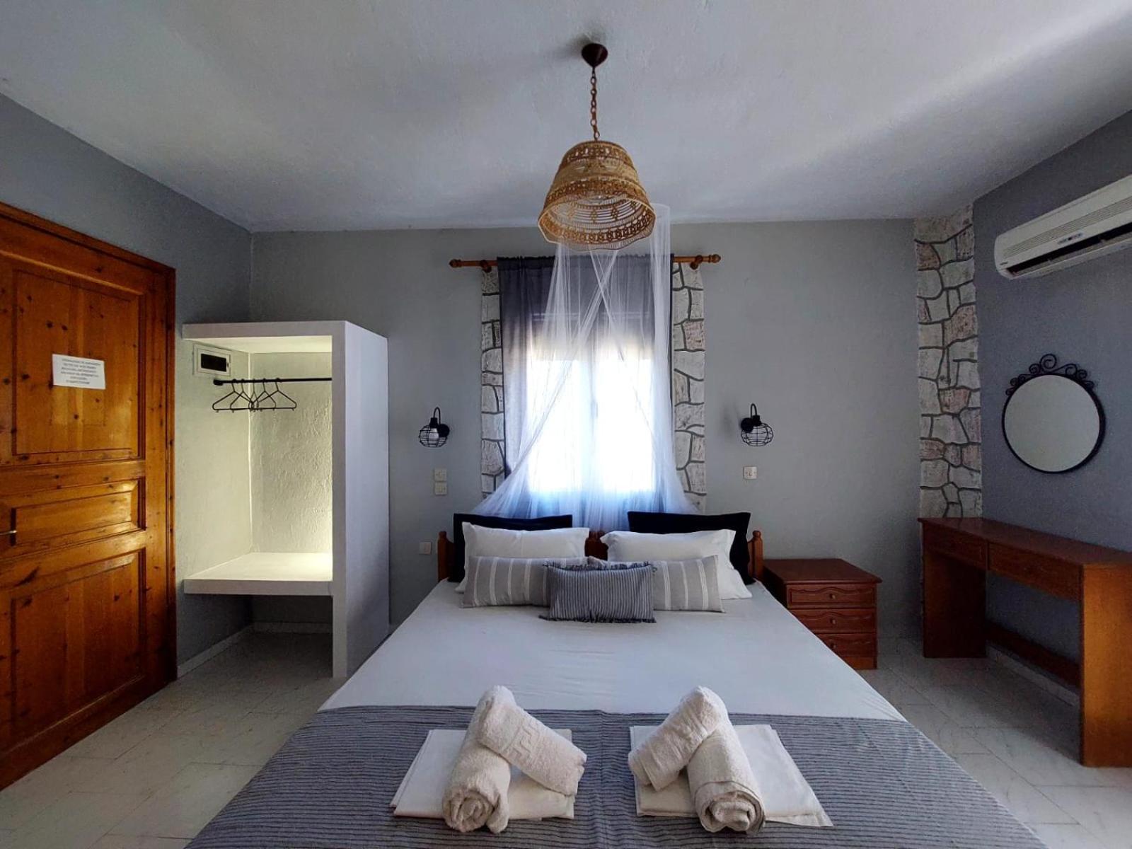 Georgia Apartments Stafylos Dış mekan fotoğraf
